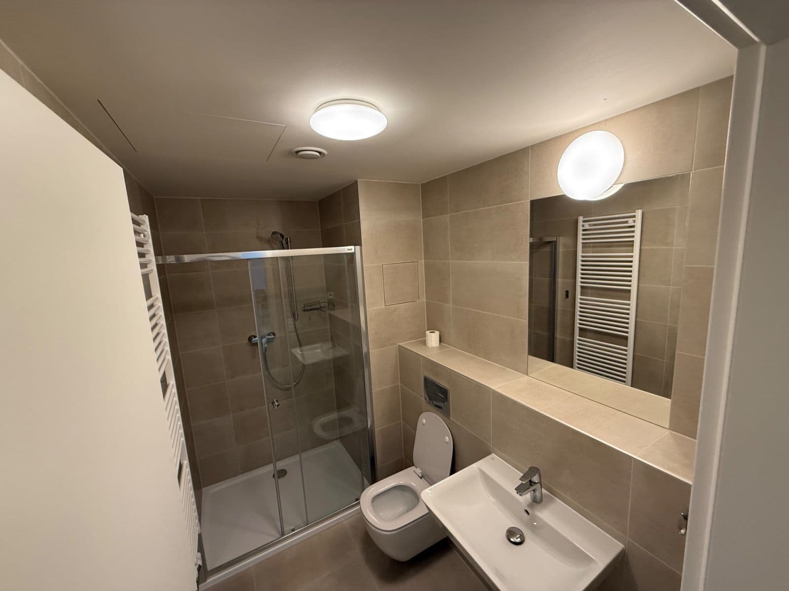 Prenájom bytu 2-izbový 47 m², Hodkovická, Praha, Praha Prenájom bytu 2-izbový 47 m², Hodkovická, Praha, Praha
