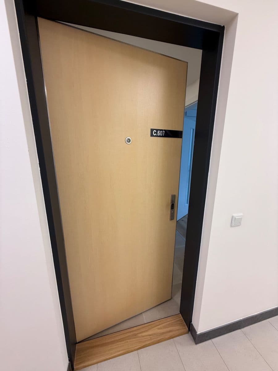Prenájom bytu 2-izbový 47 m², Hodkovická, Praha, Praha Prenájom bytu 2-izbový 47 m², Hodkovická, Praha, Praha
