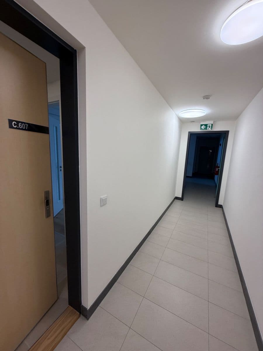 Prenájom bytu 2-izbový 47 m², Hodkovická, Praha, Praha Prenájom bytu 2-izbový 47 m², Hodkovická, Praha, Praha