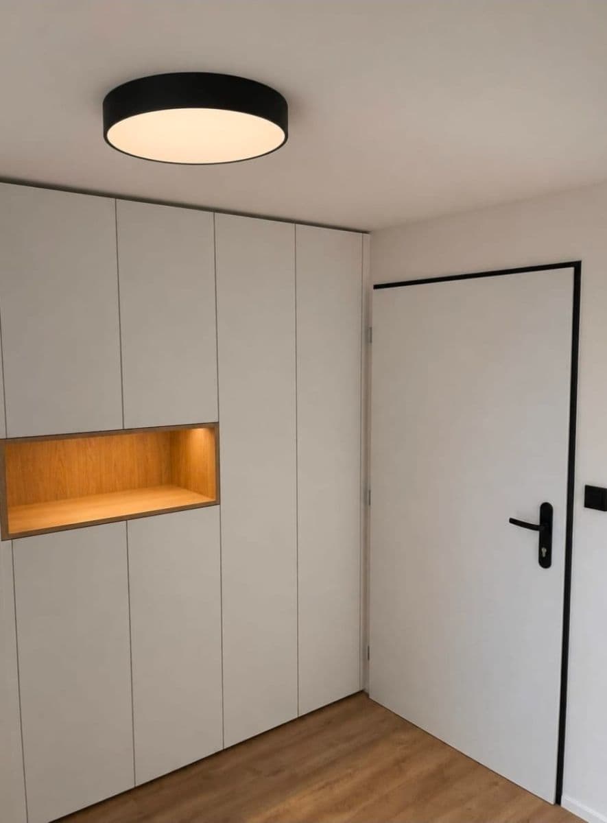 Prenájom bytu 3-izbový 75 m², Zelený pruh, Praha, Praha Prenájom bytu 3-izbový 75 m², Zelený pruh, Praha, Praha