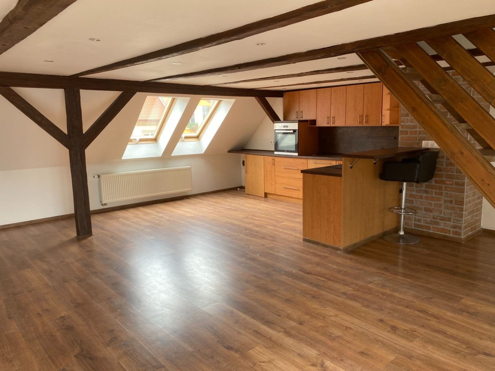 Prenájom bytu 2-izbový 105 m², Polské lidové armády, Úštěk, Ústecký kraj Prenájom bytu 2-izbový 105 m², Polské lidové armády, Úštěk, Ústecký kraj