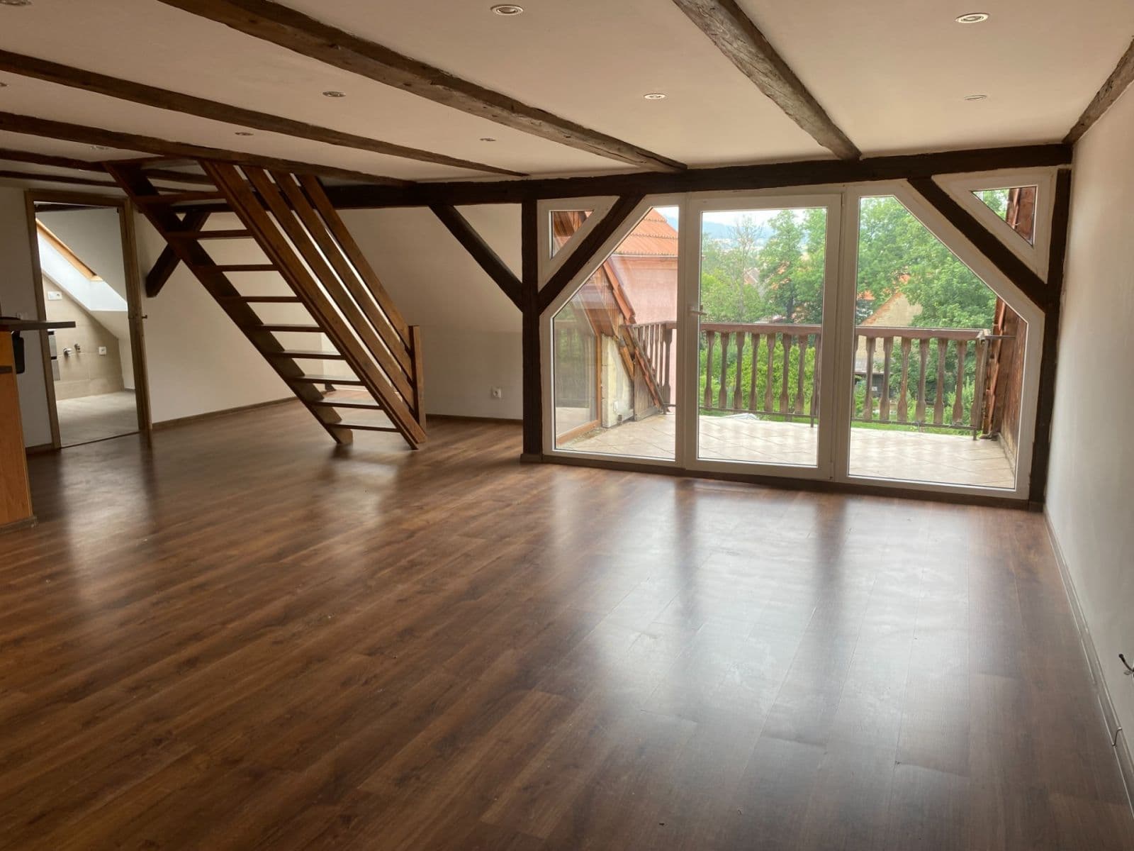 Prenájom bytu 2-izbový 105 m², Polské lidové armády, Úštěk, Ústecký kraj Prenájom bytu 2-izbový 105 m², Polské lidové armády, Úštěk, Ústecký kraj