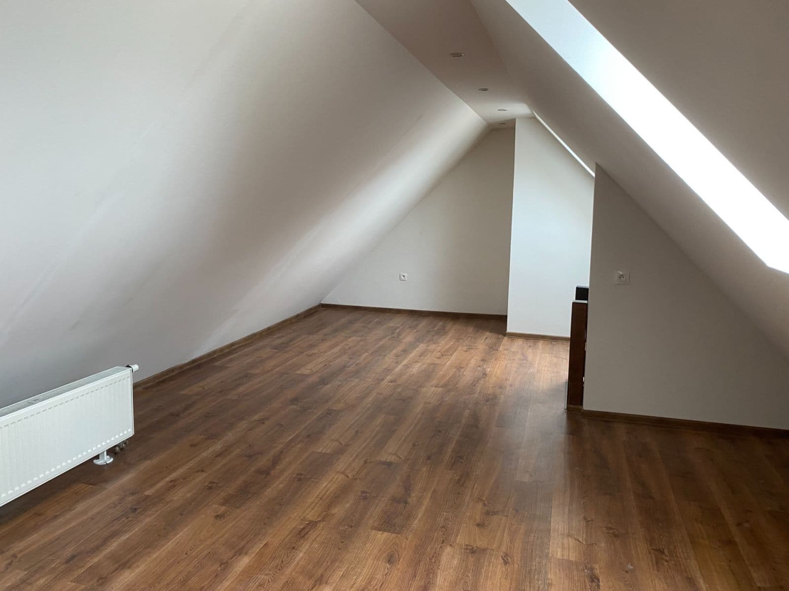 Prenájom bytu 2-izbový 105 m², Polské lidové armády, Úštěk, Ústecký kraj Prenájom bytu 2-izbový 105 m², Polské lidové armády, Úštěk, Ústecký kraj