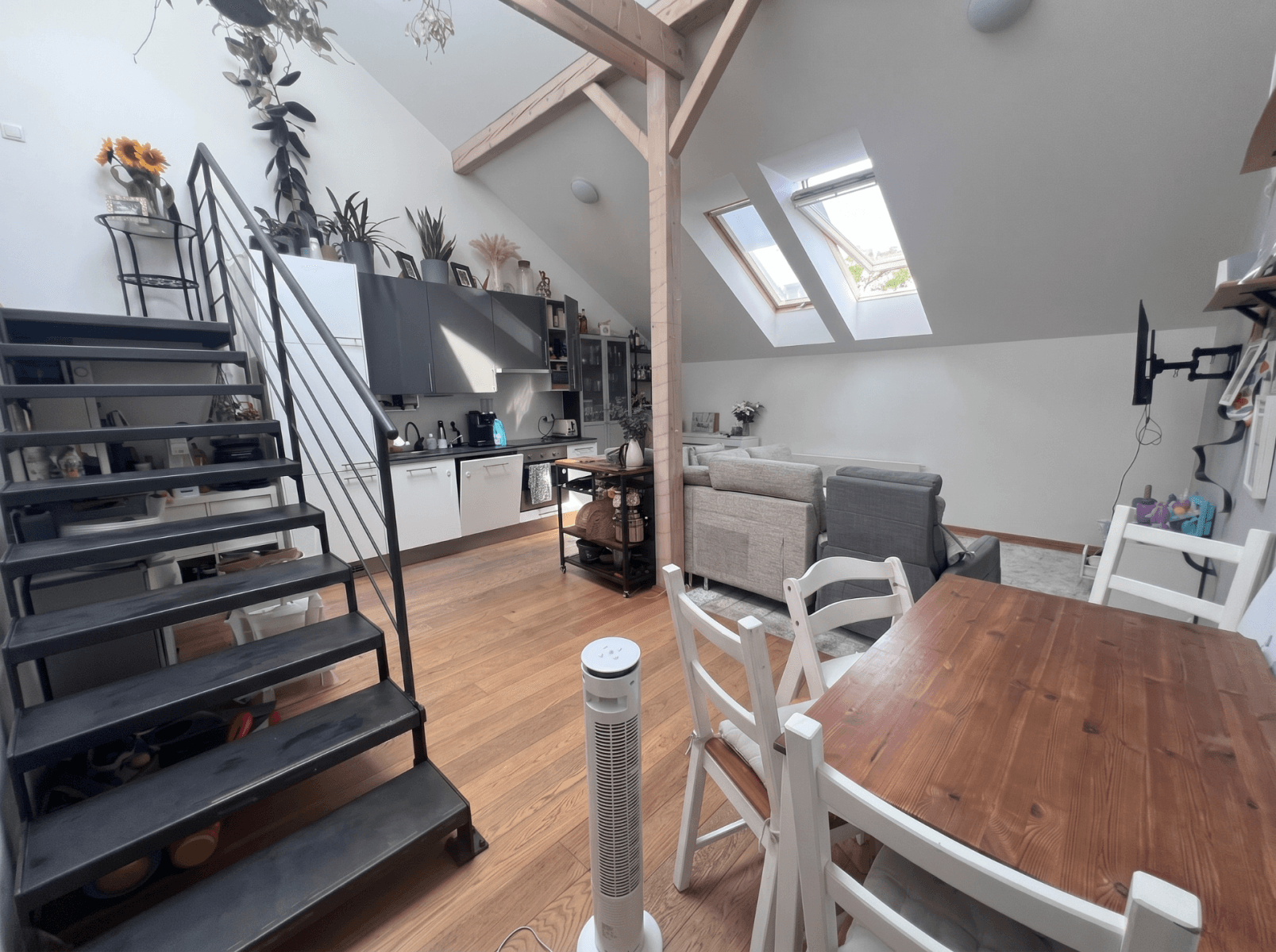 Prenájom bytu 4-izbový 99 m², Drtinova, Praha, Praha Prenájom bytu 4-izbový 99 m², Drtinova, Praha, Praha