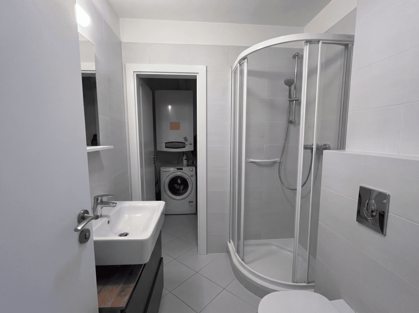 Prenájom bytu 4-izbový 99 m², Drtinova, Praha, Praha Prenájom bytu 4-izbový 99 m², Drtinova, Praha, Praha
