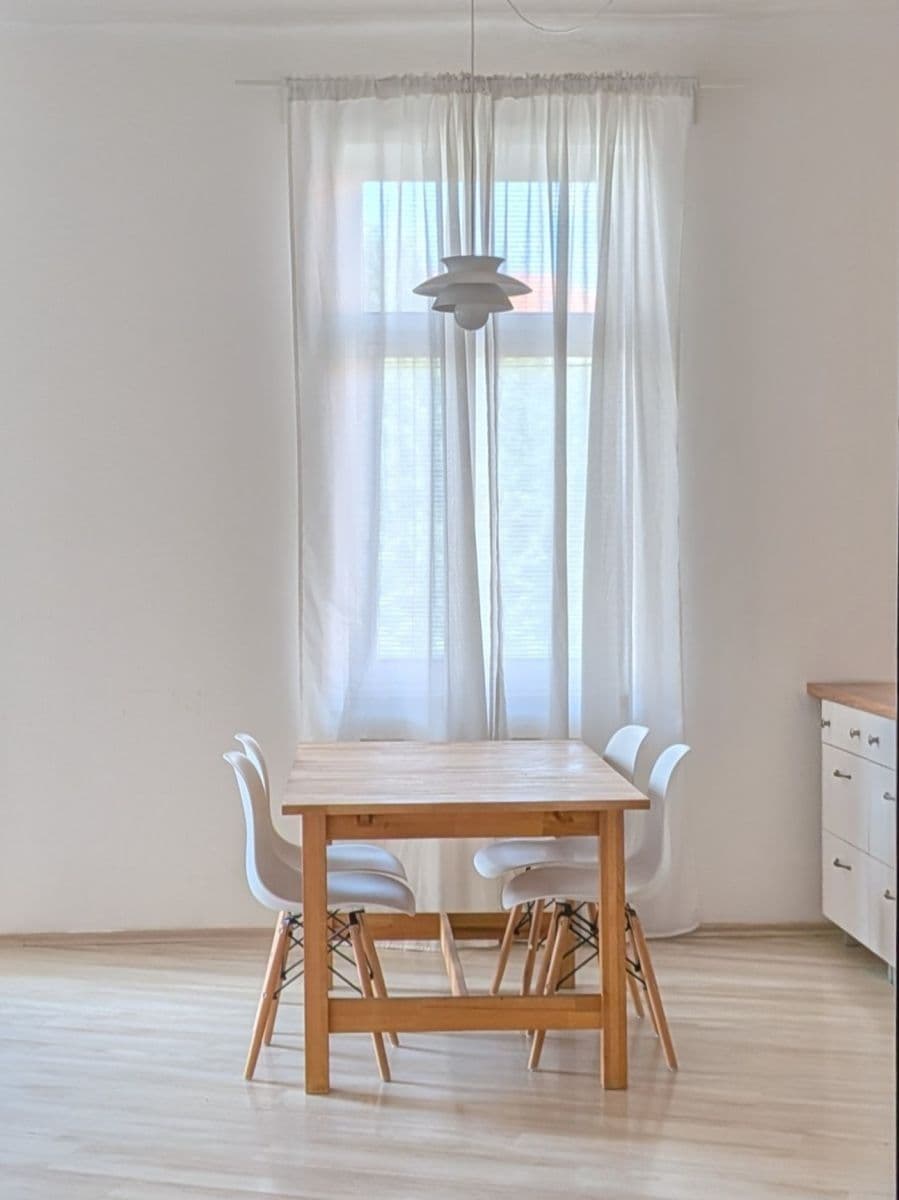 Prenájom bytu 2-izbový 62 m², Svatopluka Čecha, Brno, Jihomoravský kraj Prenájom bytu 2-izbový 62 m², Svatopluka Čecha, Brno, Jihomoravský kraj
