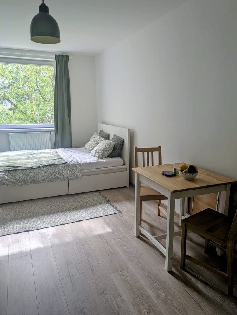 Prenájom bytu 1-izbový 26 m², Kubánské náměstí, Praha, Praha Prenájom bytu 1-izbový 26 m², Kubánské náměstí, Praha, Praha