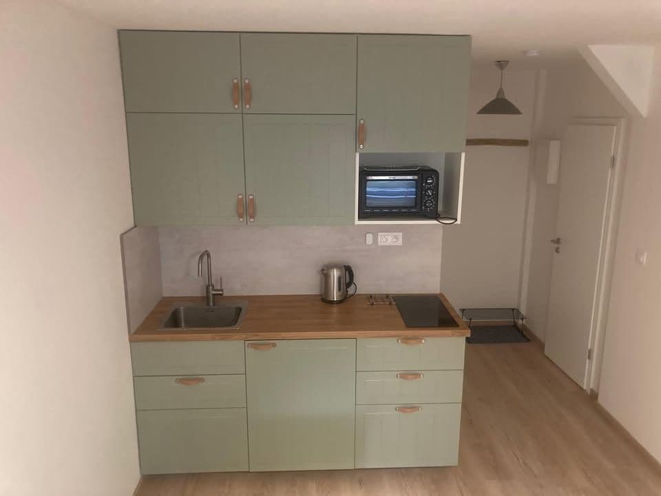 Prenájom bytu 1-izbový 26 m², Kubánské náměstí, Praha, Praha Prenájom bytu 1-izbový 26 m², Kubánské náměstí, Praha, Praha