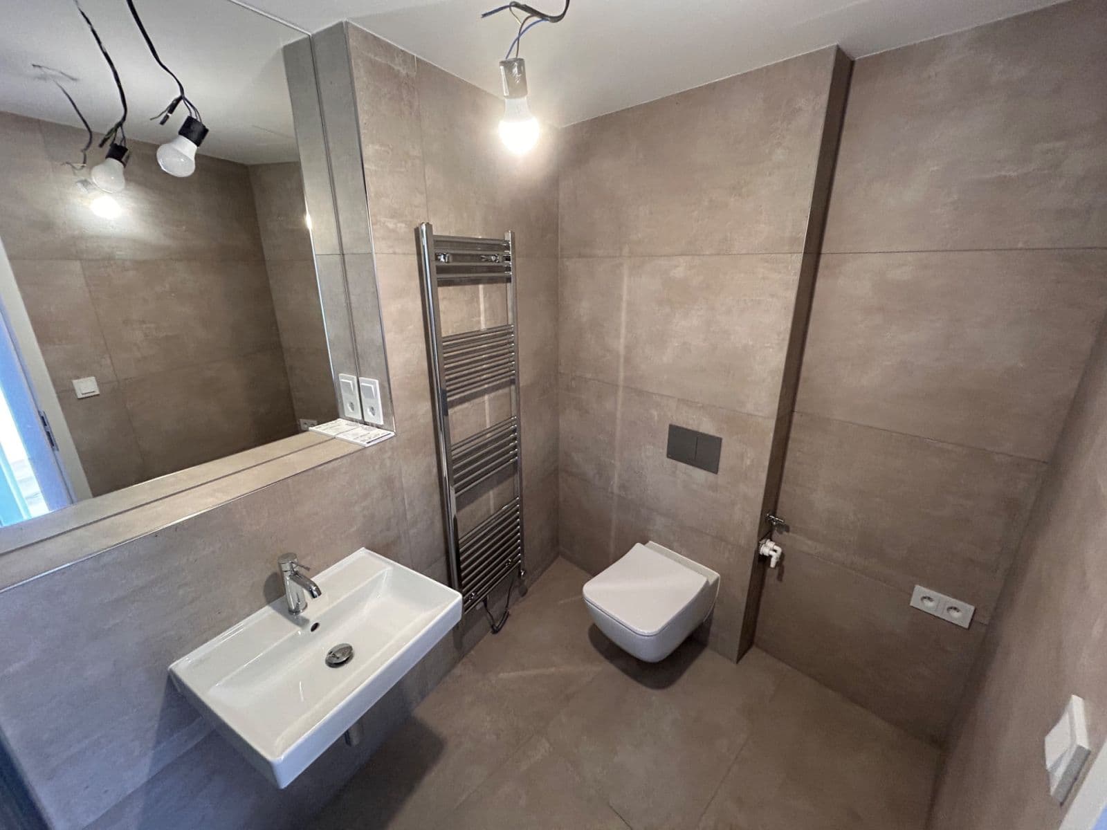 Prenájom bytu 2-izbový 52 m², Dostalové, Praha, Praha Prenájom bytu 2-izbový 52 m², Dostalové, Praha, Praha