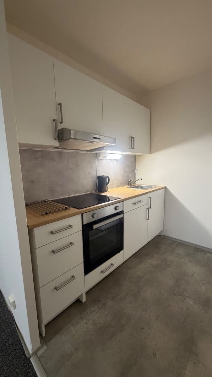 Prenájom bytu 2-izbový 45 m², Jana Palacha, Mladá Boleslav, Středočeský kraj Prenájom bytu 2-izbový 45 m², Jana Palacha, Mladá Boleslav, Středočeský kraj