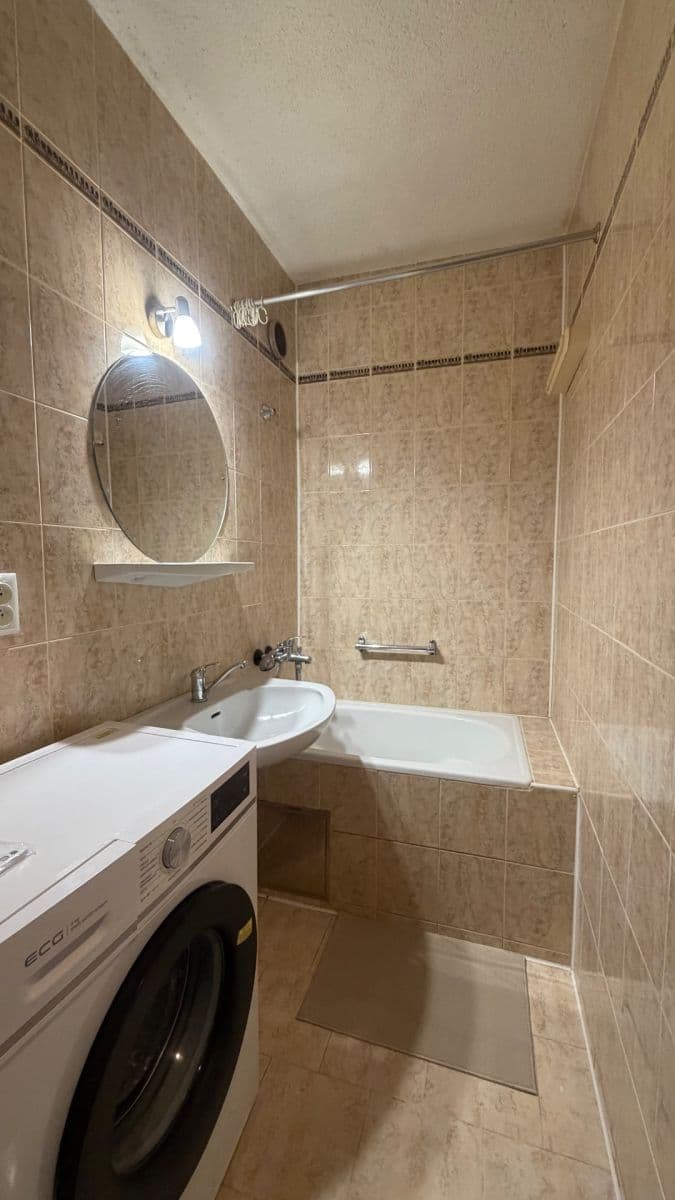 Prenájom bytu 2-izbový 45 m², Jana Palacha, Mladá Boleslav, Středočeský kraj Prenájom bytu 2-izbový 45 m², Jana Palacha, Mladá Boleslav, Středočeský kraj