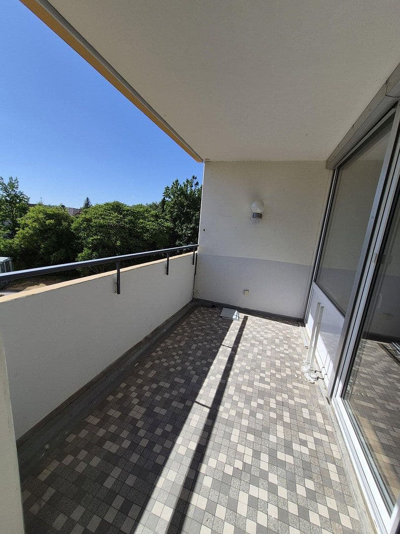 Prenájom bytu 3-izbový 90 m², Spiegelberg 1, Immenstaad am Bodensee, Bádensko-Wurttembersko Prenájom bytu 3-izbový 90 m², Spiegelberg 1, Immenstaad am Bodensee, Bádensko-Wurttembersko