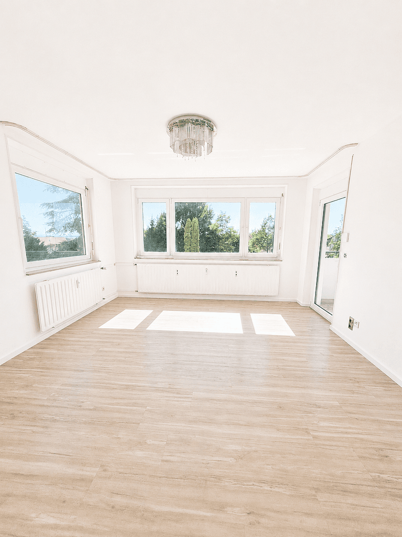 Prenájom bytu 3-izbový 90 m², Spiegelberg 1, Immenstaad am Bodensee, Bádensko-Wurttembersko Prenájom bytu 3-izbový 90 m², Spiegelberg 1, Immenstaad am Bodensee, Bádensko-Wurttembersko