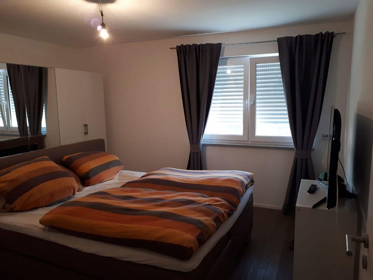 Prenájom bytu 2-izbový 75 m², Köln, Severné Porýnie - Westfálsko Prenájom bytu 2-izbový 75 m², Köln, Severné Porýnie - Westfálsko