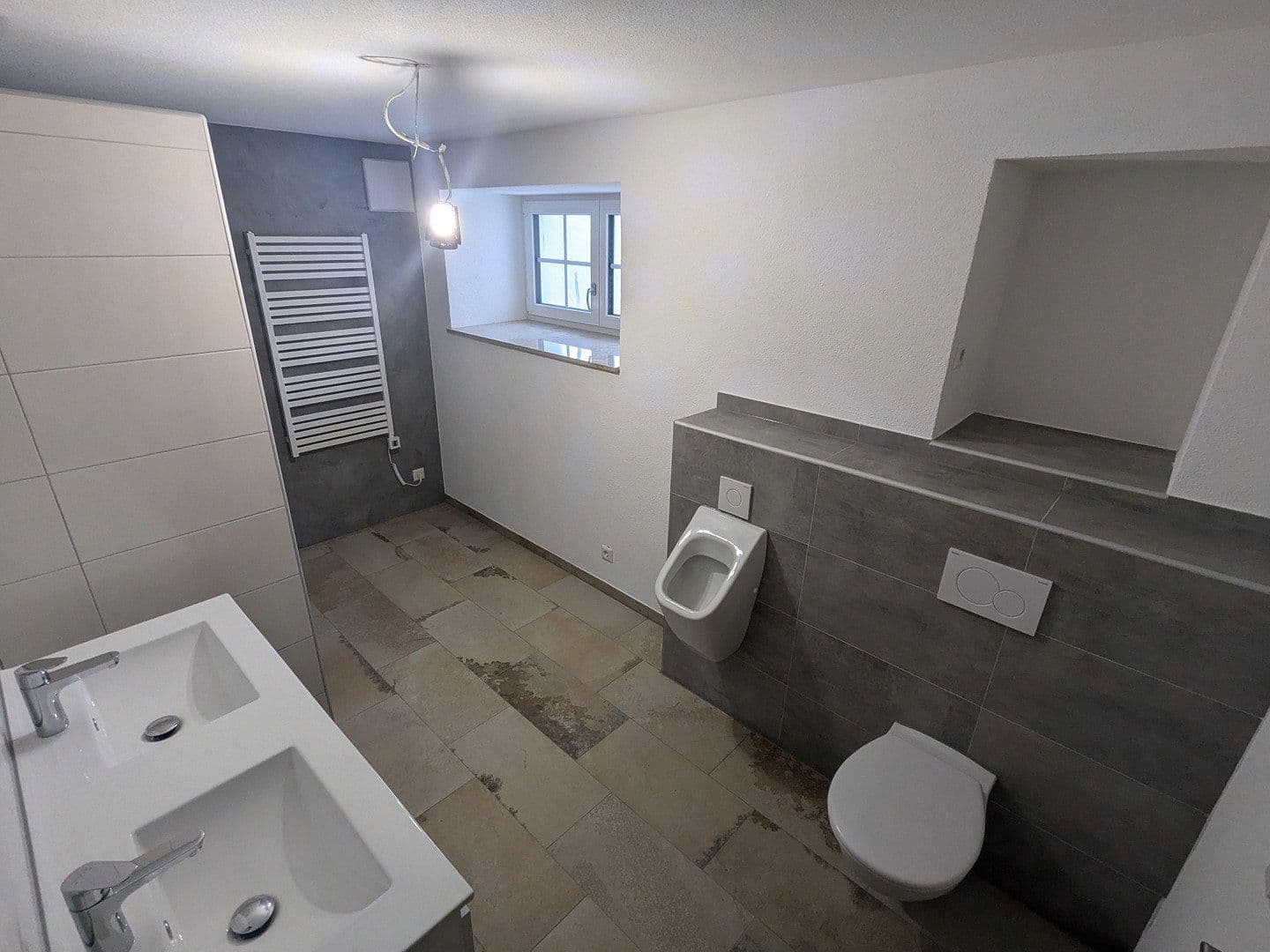 Prenájom bytu 4-izbový 115 m², Neresheim, Bádensko-Wurttembersko Prenájom bytu 4-izbový 115 m², Neresheim, Bádensko-Wurttembersko