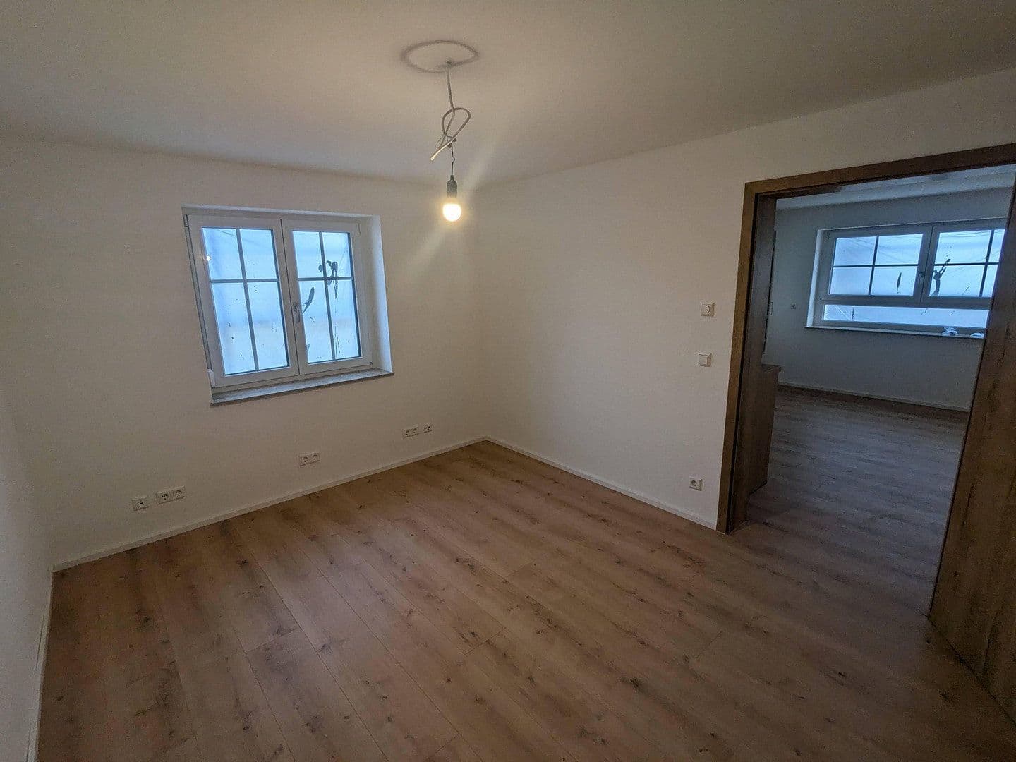 Prenájom bytu 4-izbový 115 m², Neresheim, Bádensko-Wurttembersko Prenájom bytu 4-izbový 115 m², Neresheim, Bádensko-Wurttembersko