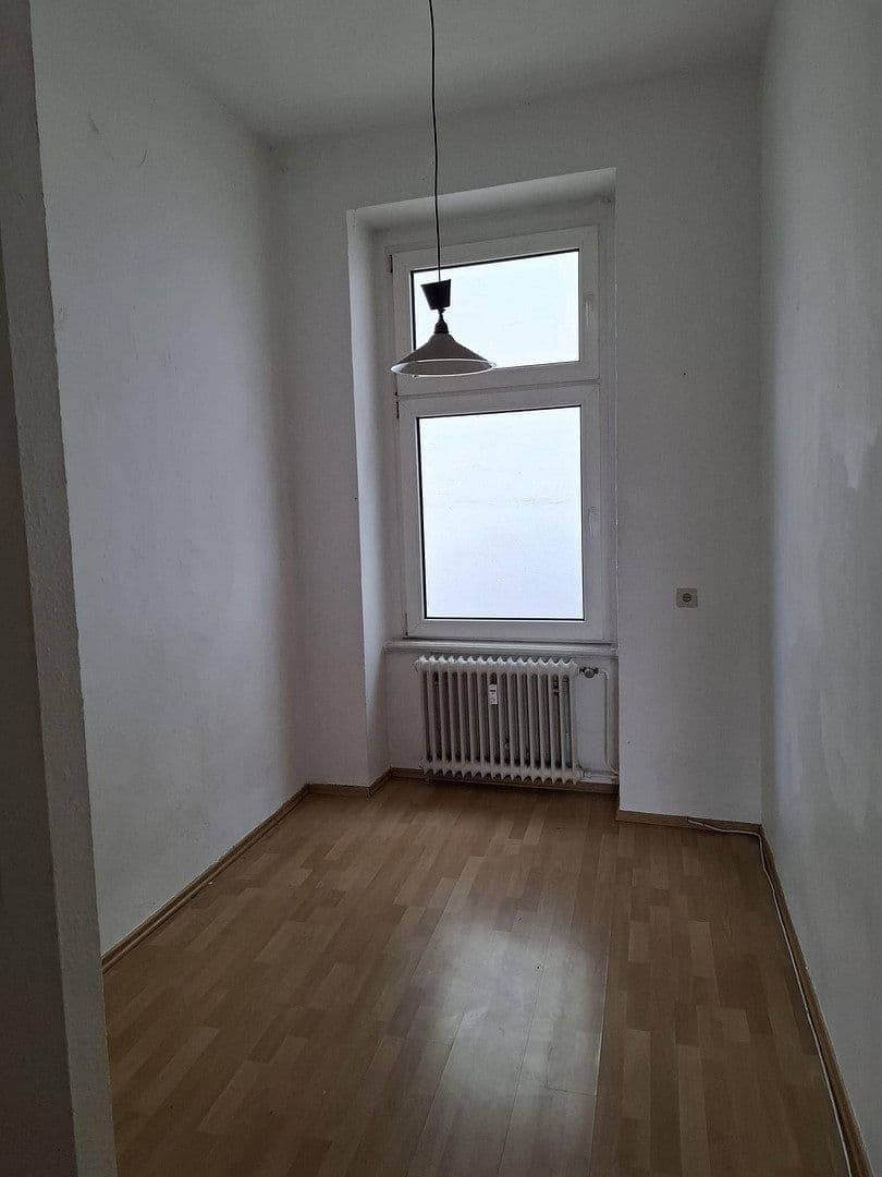 Prenájom bytu 1-izbový 44 m², Plateniustr. 18, Wuppertal, Severné Porýnie - Westfálsko Prenájom bytu 1-izbový 44 m², Plateniustr. 18, Wuppertal, Severné Porýnie - Westfálsko