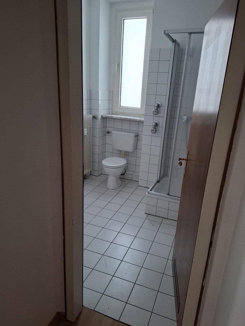 Prenájom bytu 1-izbový 44 m², Plateniustr. 18, Wuppertal, Severné Porýnie - Westfálsko Prenájom bytu 1-izbový 44 m², Plateniustr. 18, Wuppertal, Severné Porýnie - Westfálsko