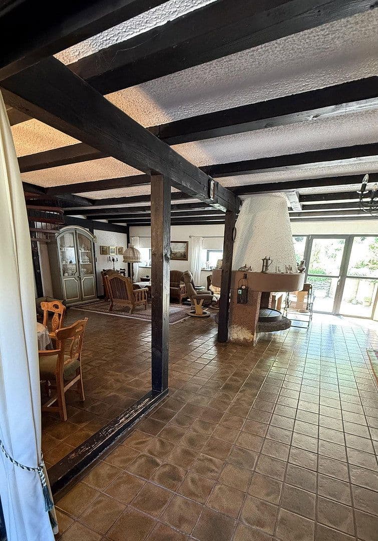 Predaj domu 180 m², pozemok 99.920 m², Geisfeld, Porýnie-Falcko Predaj domu 180 m², pozemok 99.920 m², Geisfeld, Porýnie-Falcko