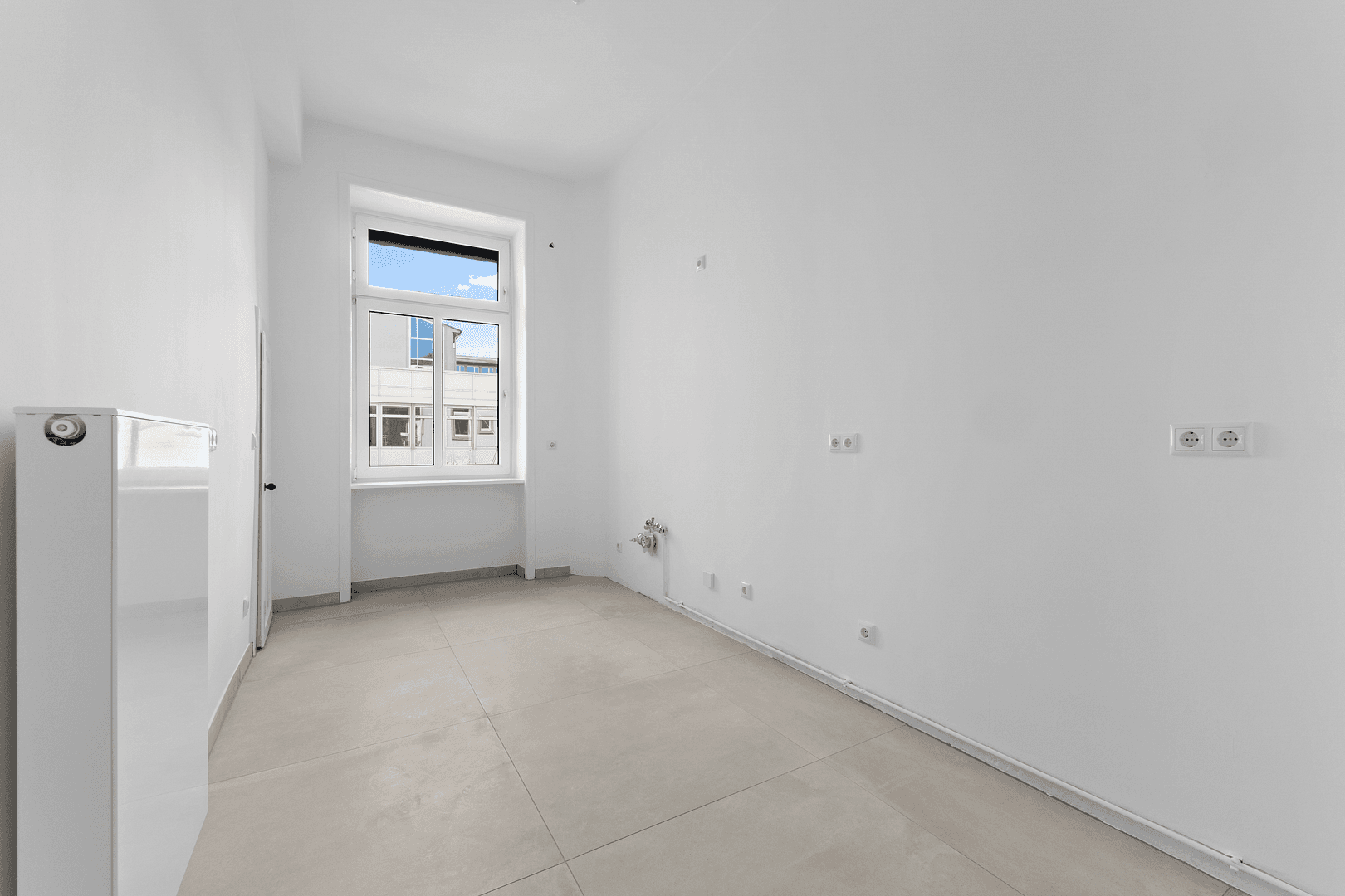 Predaj bytu 4-izbový 104 m², Frankfurt, Hesensko Predaj bytu 4-izbový 104 m², Frankfurt, Hesensko