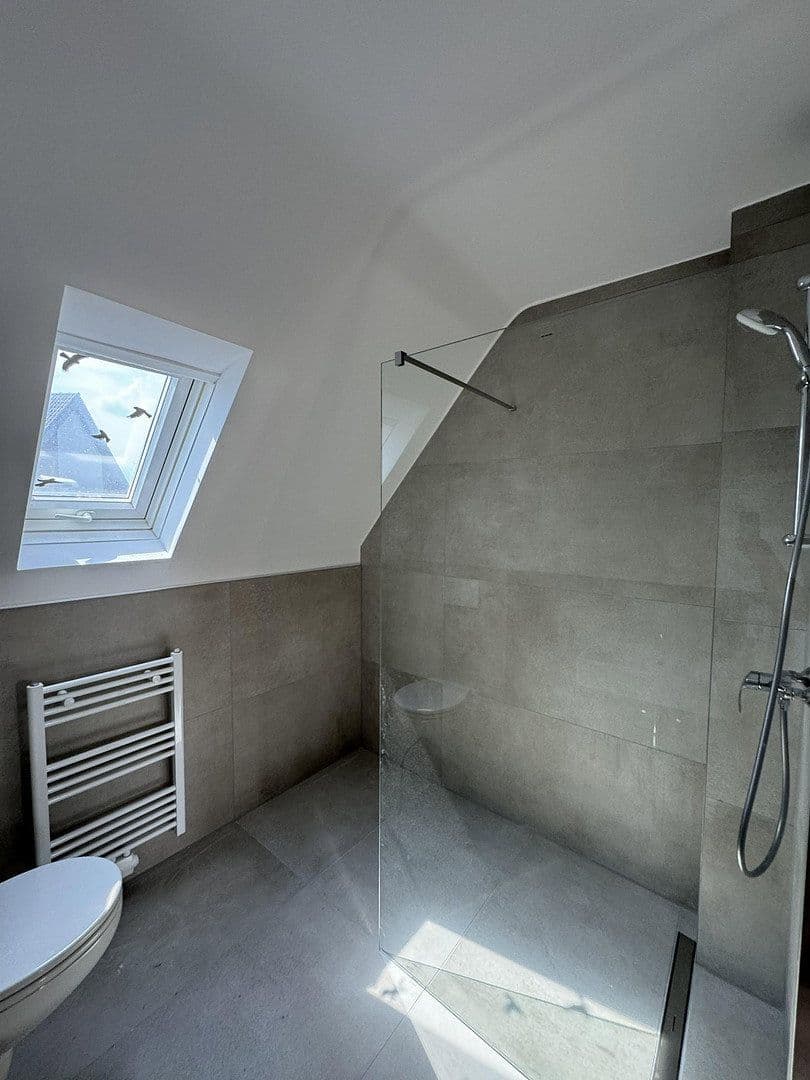 Prenájom bytu 3-izbový 65 m², Nikolausweg, Krefeld, Severné Porýnie - Westfálsko Prenájom bytu 3-izbový 65 m², Nikolausweg, Krefeld, Severné Porýnie - Westfálsko