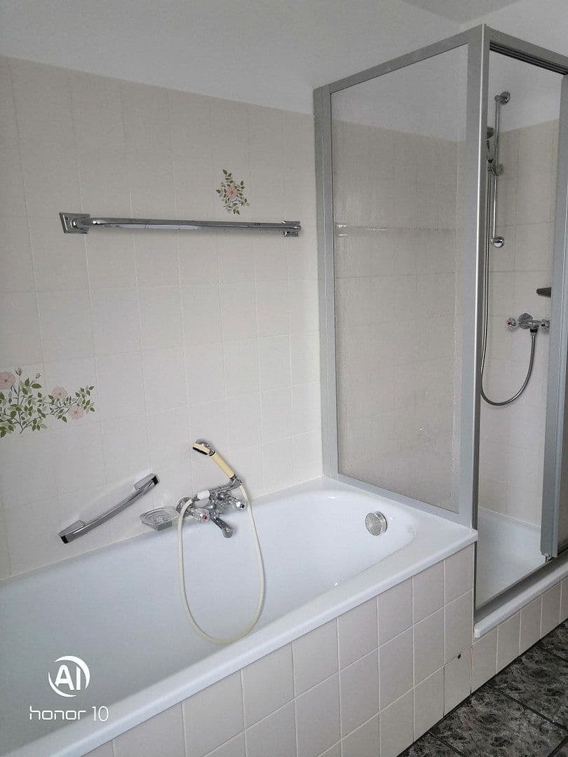 Prenájom bytu 2-izbový 69 m², Herresdorfstraße 4, Unkel, Porýnie-Falcko Prenájom bytu 2-izbový 69 m², Herresdorfstraße 4, Unkel, Porýnie-Falcko