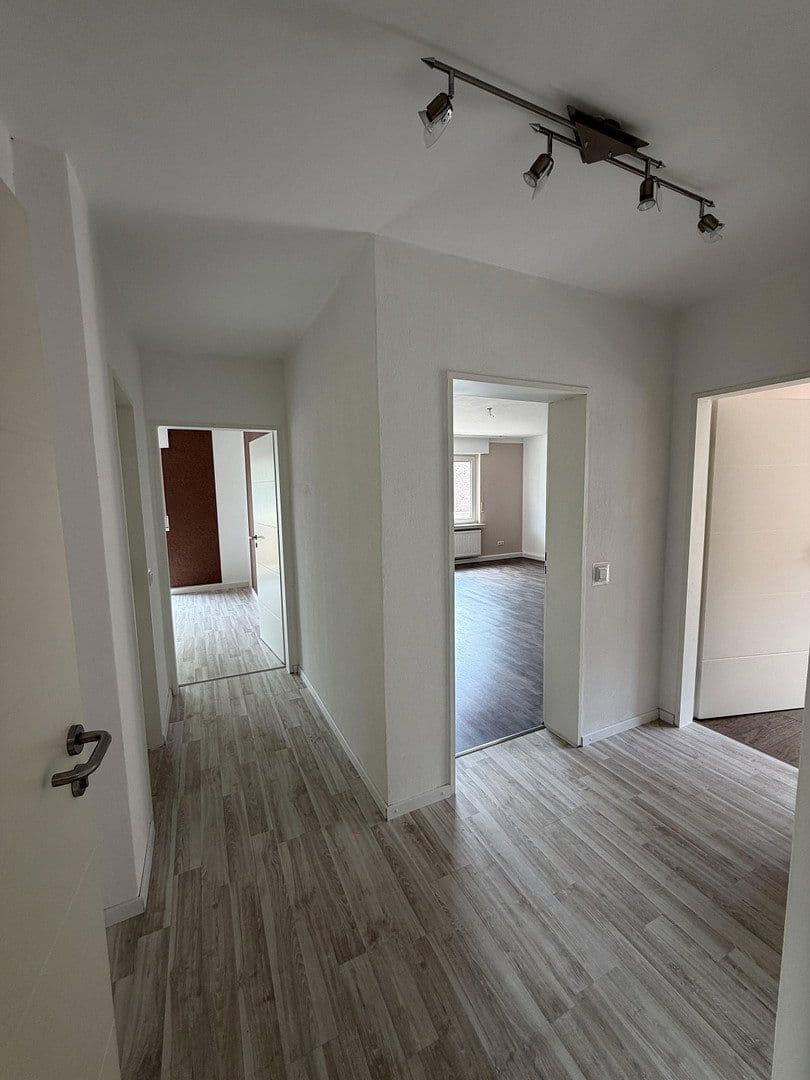 Predaj domu 228 m², pozemok 282 m², Lagesche Straße 7, Paderborn, Severné Porýnie - Westfálsko Predaj domu 228 m², pozemok 282 m², Lagesche Straße 7, Paderborn, Severné Porýnie - Westfálsko