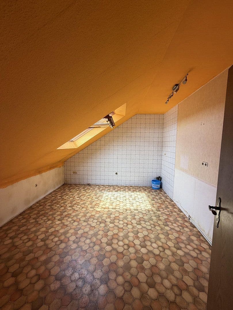 Predaj domu 228 m², pozemok 282 m², Lagesche Straße 7, Paderborn, Severné Porýnie - Westfálsko Predaj domu 228 m², pozemok 282 m², Lagesche Straße 7, Paderborn, Severné Porýnie - Westfálsko
