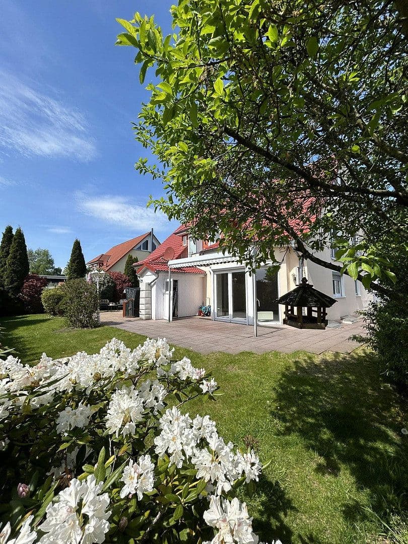 Predaj domu 125 m², pozemok 317 m², Langstücken 8d, Oststeinbek, Šlezvicko-Holštajnsko Predaj domu 125 m², pozemok 317 m², Langstücken 8d, Oststeinbek, Šlezvicko-Holštajnsko