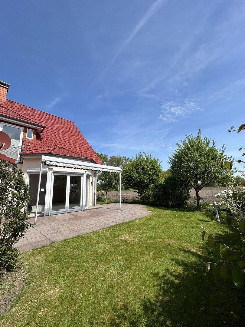 Predaj domu 125 m², pozemok 317 m², Langstücken 8d, Oststeinbek, Šlezvicko-Holštajnsko Predaj domu 125 m², pozemok 317 m², Langstücken 8d, Oststeinbek, Šlezvicko-Holštajnsko
