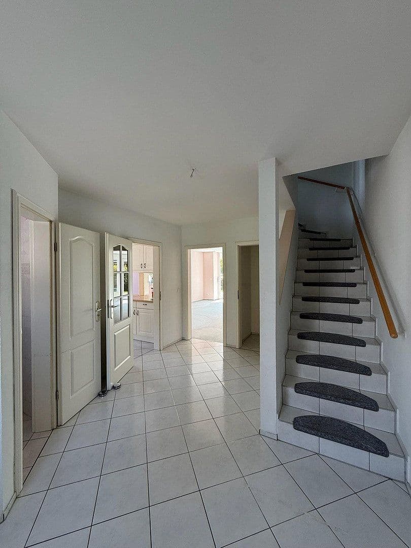 Predaj domu 125 m², pozemok 317 m², Langstücken 8d, Oststeinbek, Šlezvicko-Holštajnsko Predaj domu 125 m², pozemok 317 m², Langstücken 8d, Oststeinbek, Šlezvicko-Holštajnsko
