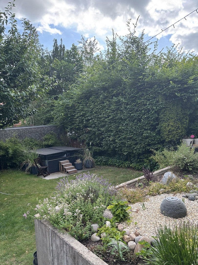 Predaj domu 178 m², pozemok 517 m², Hemmingen, Dolné Sasko Predaj domu 178 m², pozemok 517 m², Hemmingen, Dolné Sasko