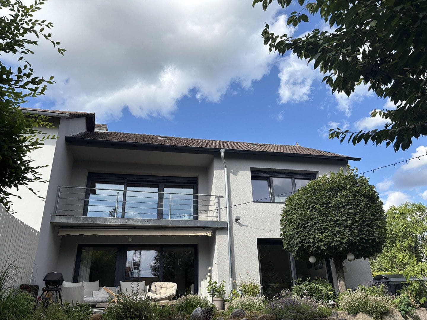 Predaj domu 178 m², pozemok 517 m², Hemmingen, Dolné Sasko Predaj domu 178 m², pozemok 517 m², Hemmingen, Dolné Sasko