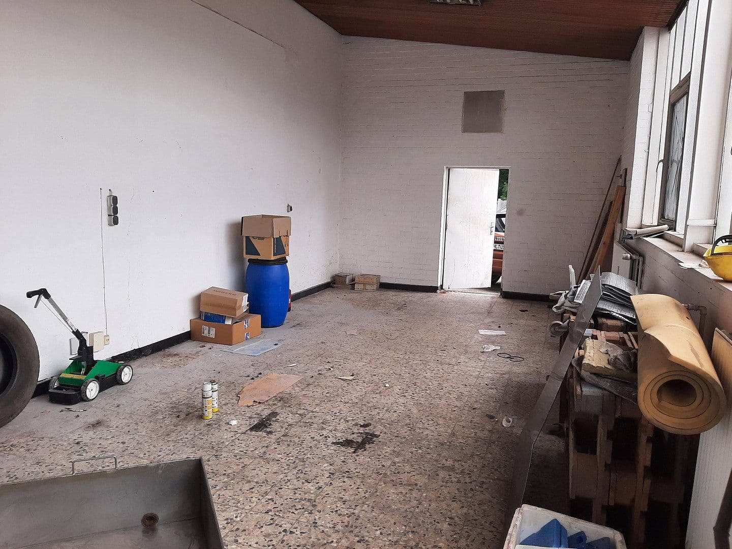 Prenájom nebytového priestoru 520 m², Lübeck, Šlezvicko-Holštajnsko Prenájom nebytového priestoru 520 m², Lübeck, Šlezvicko-Holštajnsko