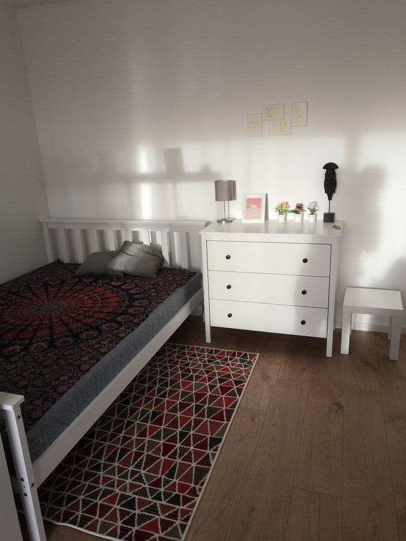 Prenájom bytu 1-izbový 35 m², Hauzenberger Str. 20, München, Bavorsko Prenájom bytu 1-izbový 35 m², Hauzenberger Str. 20, München, Bavorsko