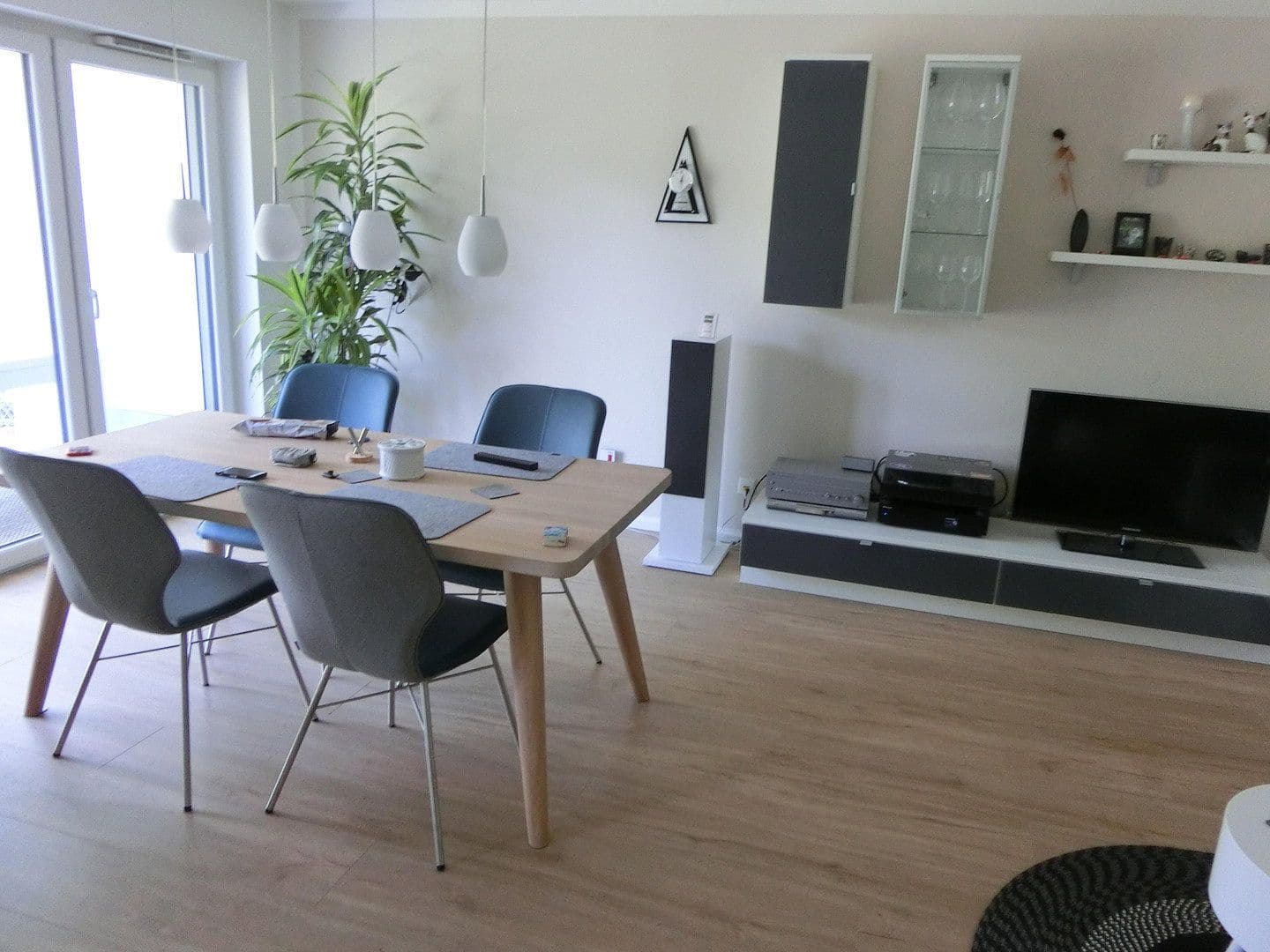 Prenájom bytu 3-izbový 101 m², Hauptstraße 93, Neubiberg, Bavorsko Prenájom bytu 3-izbový 101 m², Hauptstraße 93, Neubiberg, Bavorsko