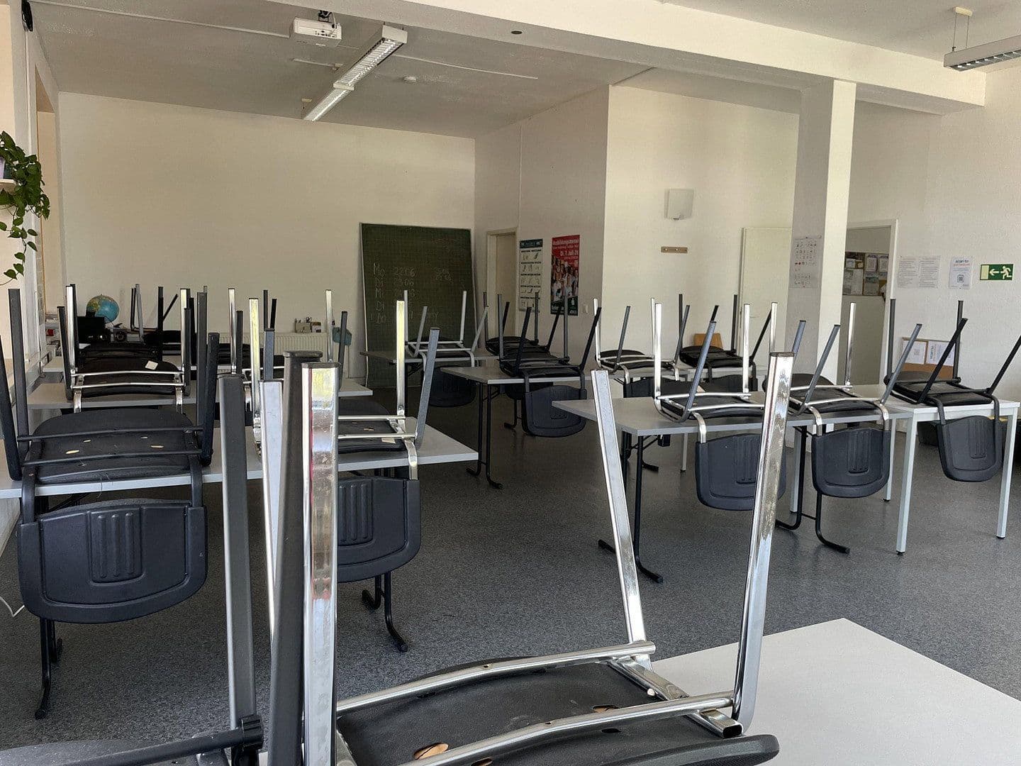 Prenájom kancelárie 200 m², Rastatt, Bádensko-Wurttembersko Prenájom kancelárie 200 m², Rastatt, Bádensko-Wurttembersko