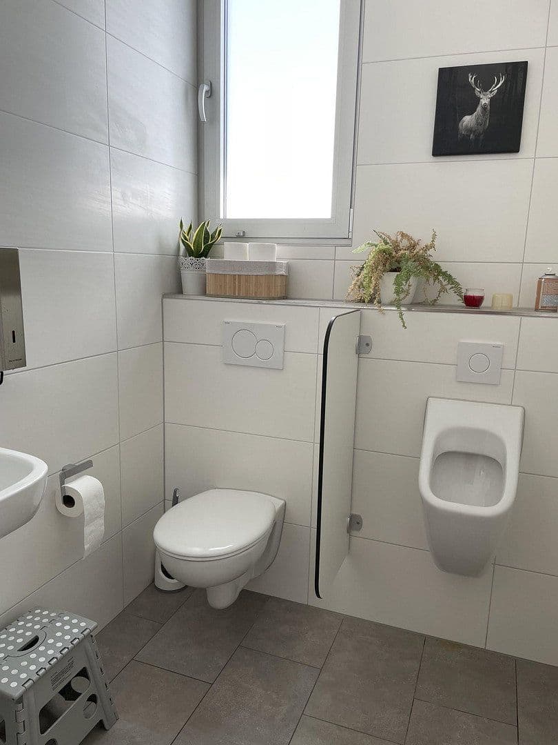 Prenájom kancelárie 200 m², Rastatt, Bádensko-Wurttembersko Prenájom kancelárie 200 m², Rastatt, Bádensko-Wurttembersko