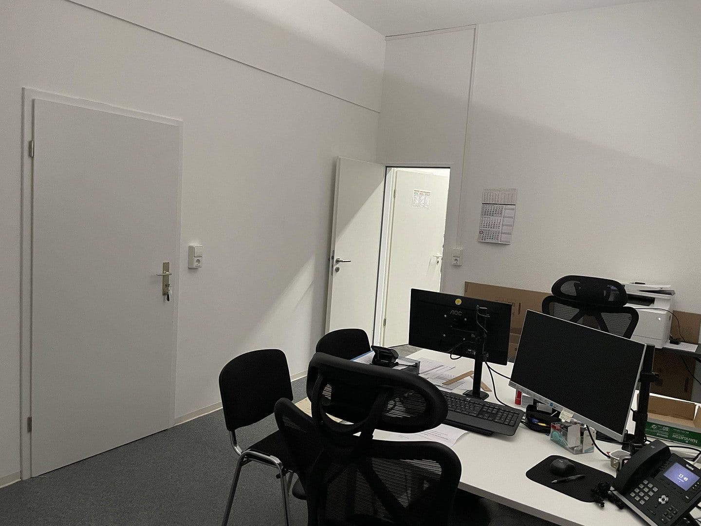 Prenájom kancelárie 200 m², Rastatt, Bádensko-Wurttembersko Prenájom kancelárie 200 m², Rastatt, Bádensko-Wurttembersko