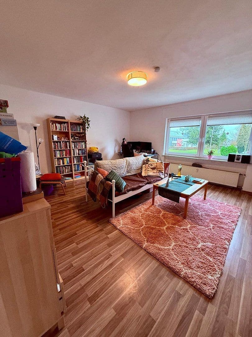 Prenájom bytu 2-izbový 80 m², Emmelshausen, Porýnie-Falcko Prenájom bytu 2-izbový 80 m², Emmelshausen, Porýnie-Falcko