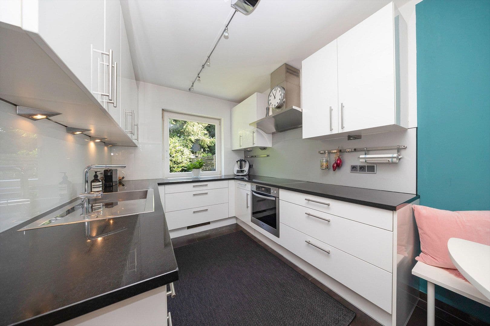 Predaj domu 120 m², pozemok 500 m², Aurikelstr.3, Grünwald, Bavorsko Predaj domu 120 m², pozemok 500 m², Aurikelstr.3, Grünwald, Bavorsko