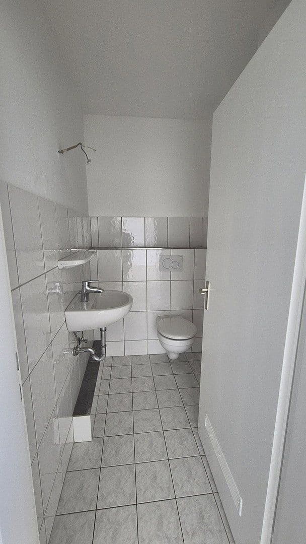 Prenájom bytu 5-izbový 150 m², Osnabrück, Dolné Sasko Prenájom bytu 5-izbový 150 m², Osnabrück, Dolné Sasko