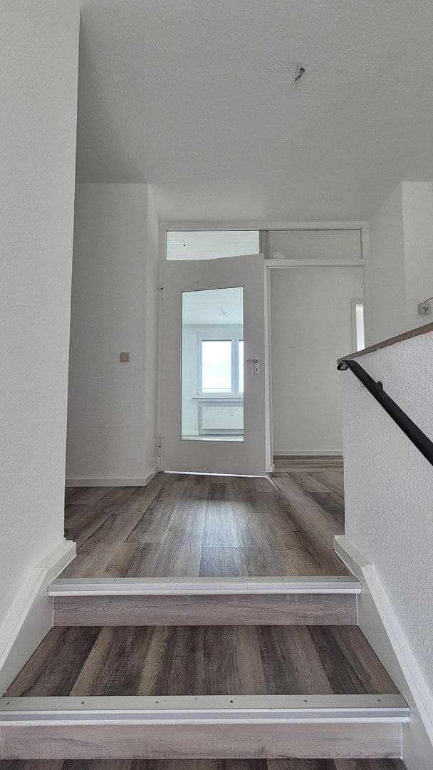 Prenájom bytu 5-izbový 150 m², Osnabrück, Dolné Sasko Prenájom bytu 5-izbový 150 m², Osnabrück, Dolné Sasko