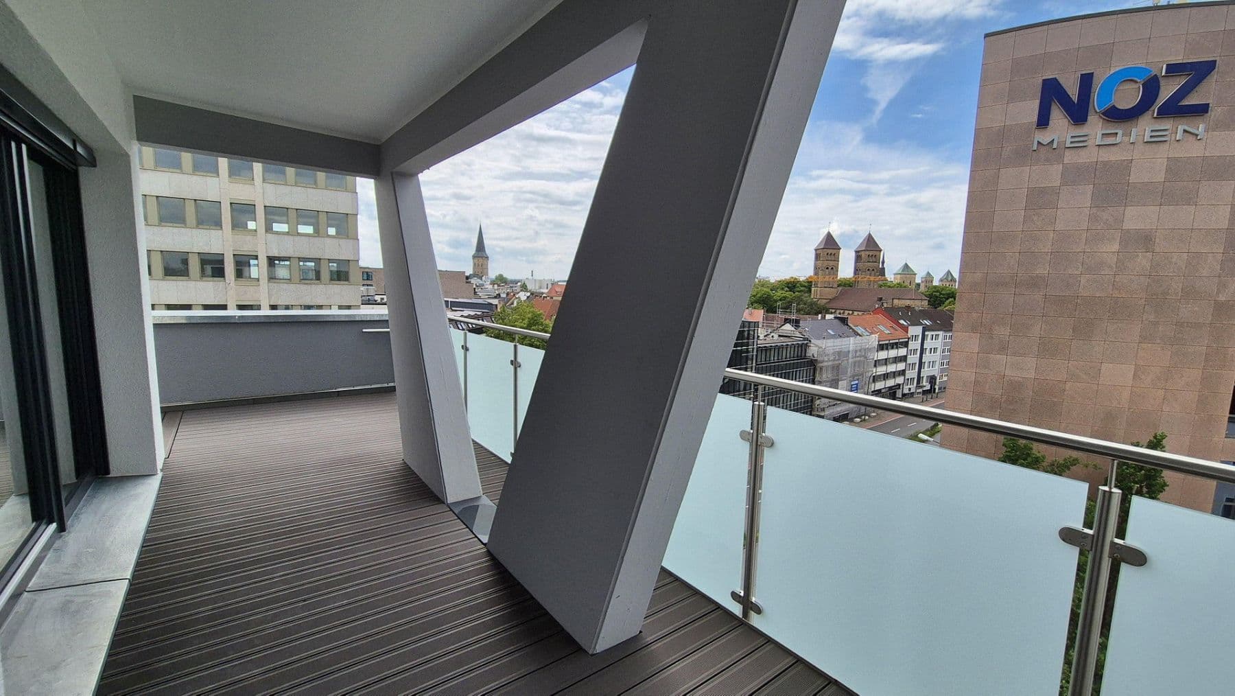 Prenájom bytu 5-izbový 150 m², Osnabrück, Dolné Sasko Prenájom bytu 5-izbový 150 m², Osnabrück, Dolné Sasko