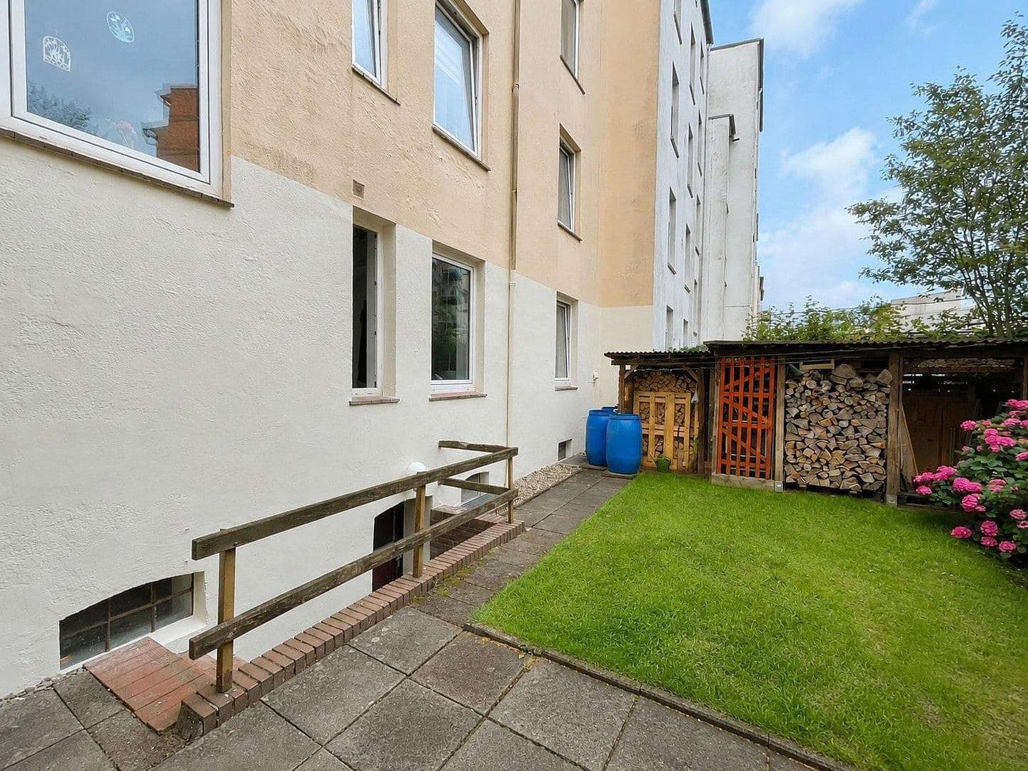 Predaj domu 180 m², pozemok 180 m², Warendorpstr. 51, Lübeck, Šlezvicko-Holštajnsko Predaj domu 180 m², pozemok 180 m², Warendorpstr. 51, Lübeck, Šlezvicko-Holštajnsko