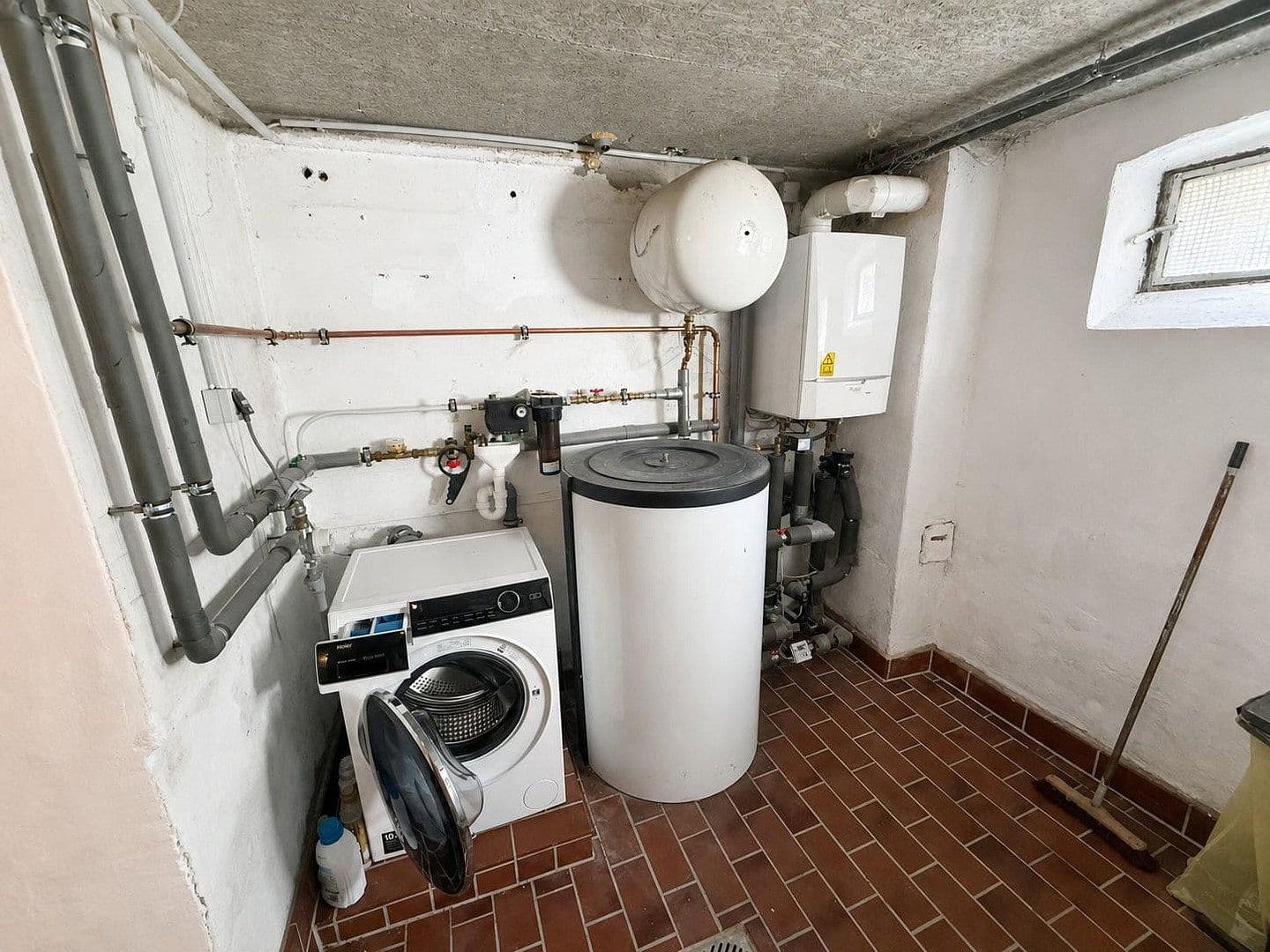 Predaj domu 180 m², pozemok 180 m², Warendorpstr. 51, Lübeck, Šlezvicko-Holštajnsko Predaj domu 180 m², pozemok 180 m², Warendorpstr. 51, Lübeck, Šlezvicko-Holštajnsko