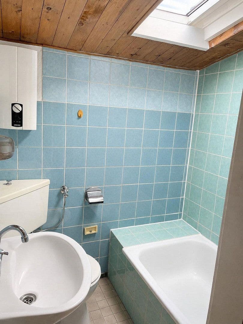 Predaj domu 180 m², pozemok 180 m², Warendorpstr. 51, Lübeck, Šlezvicko-Holštajnsko Predaj domu 180 m², pozemok 180 m², Warendorpstr. 51, Lübeck, Šlezvicko-Holštajnsko