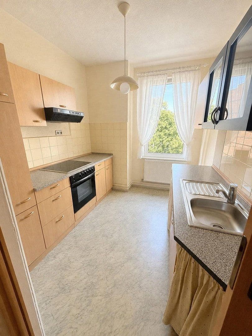 Predaj domu 180 m², pozemok 180 m², Warendorpstr. 51, Lübeck, Šlezvicko-Holštajnsko Predaj domu 180 m², pozemok 180 m², Warendorpstr. 51, Lübeck, Šlezvicko-Holštajnsko