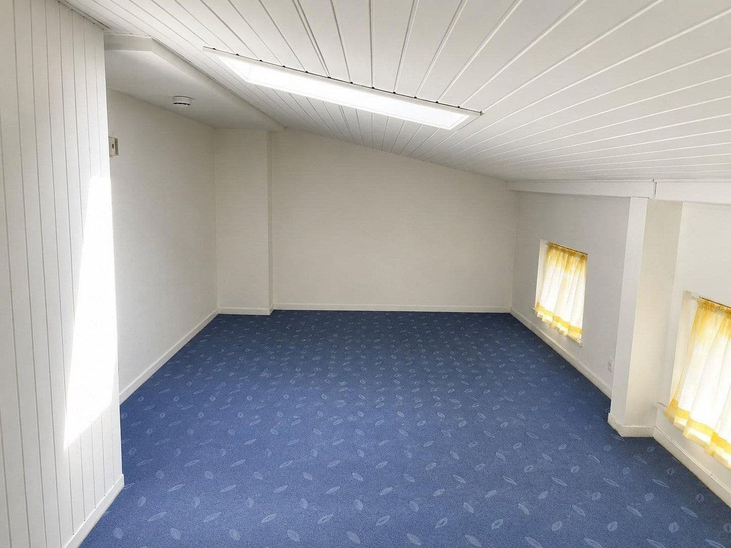 Predaj domu 180 m², pozemok 180 m², Warendorpstr. 51, Lübeck, Šlezvicko-Holštajnsko Predaj domu 180 m², pozemok 180 m², Warendorpstr. 51, Lübeck, Šlezvicko-Holštajnsko