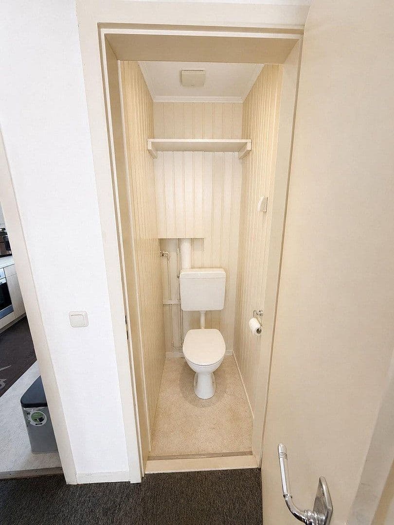Predaj domu 180 m², pozemok 180 m², Warendorpstr. 51, Lübeck, Šlezvicko-Holštajnsko Predaj domu 180 m², pozemok 180 m², Warendorpstr. 51, Lübeck, Šlezvicko-Holštajnsko